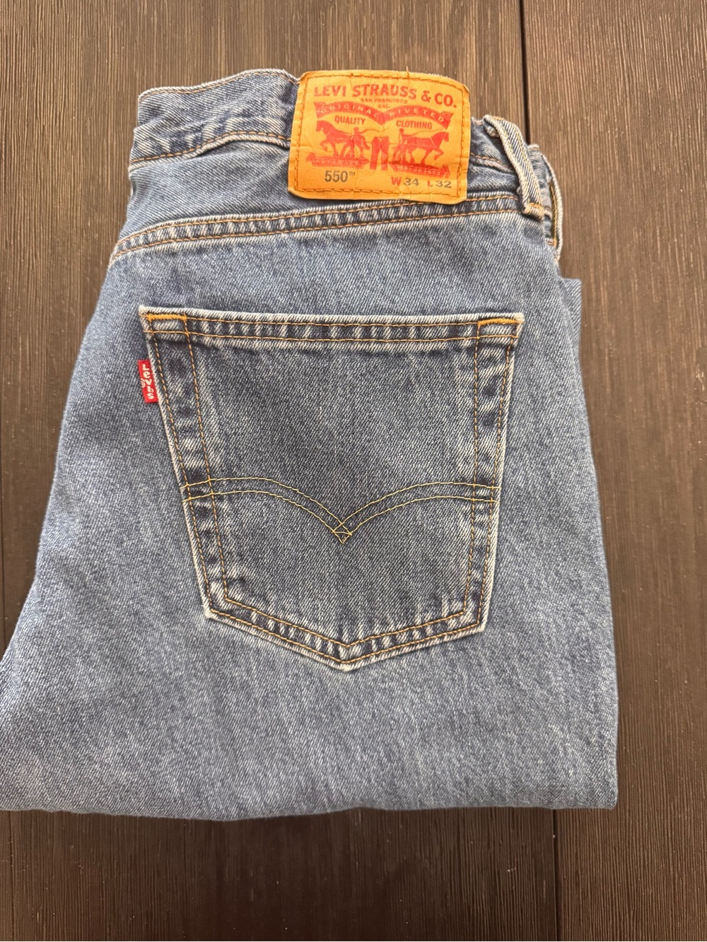 Levis 550 Relaxed Fit Tapered Leg Medium Wash Blue Denim Jeans Mens 34x32 - Picture 10 of 14